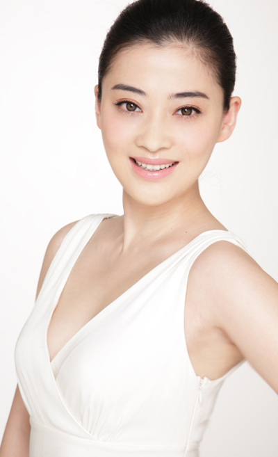  梅婷 
